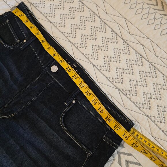 White House Black Market The Sculpt Slim Blue Jeans 14 Long - Picture 2 of 9